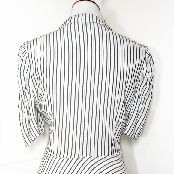 1. State White Pinstripe Tie Waist Asymmetrical High Low Short Sleeve Shittdress - Picture 11 of 12